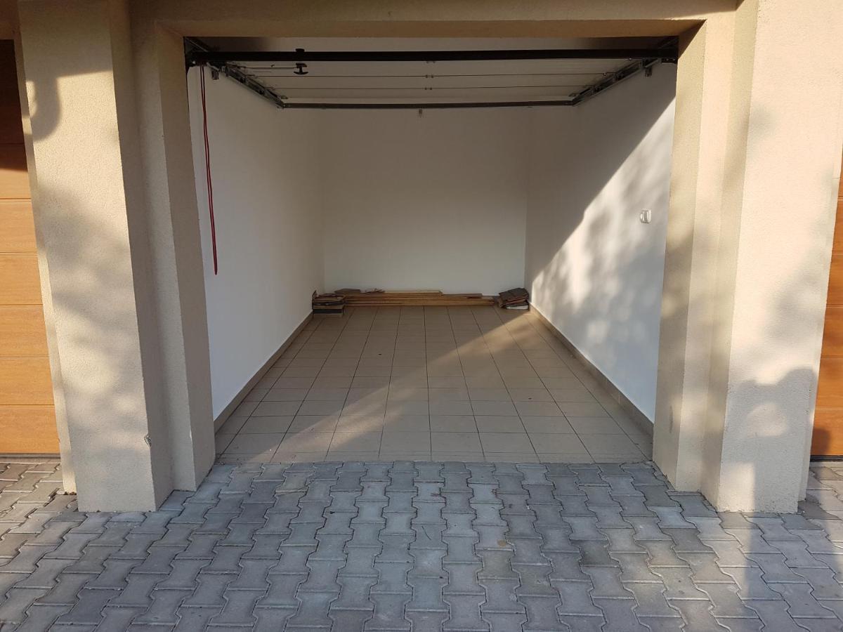 Dorci Apartman Кестели Екстериор снимка