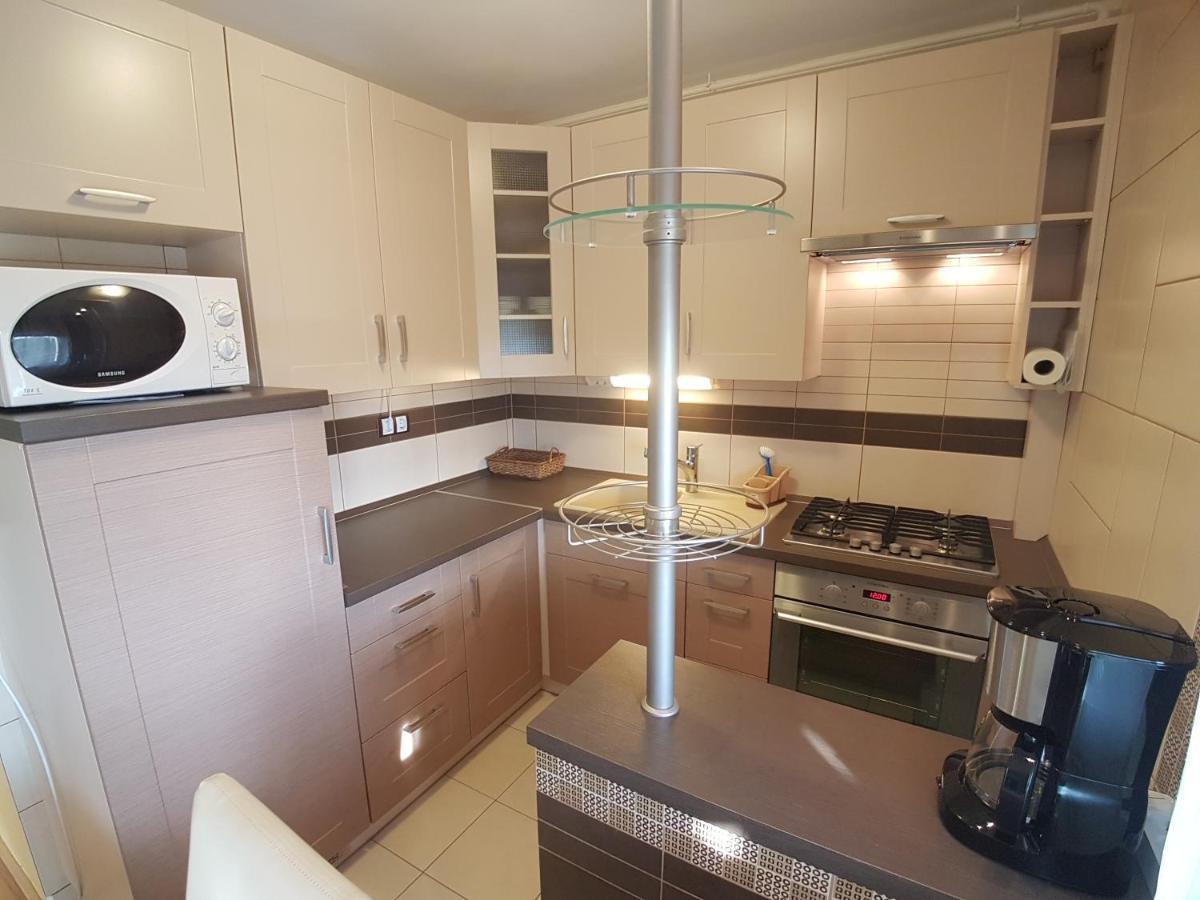 Dorci Apartman Кестели Екстериор снимка