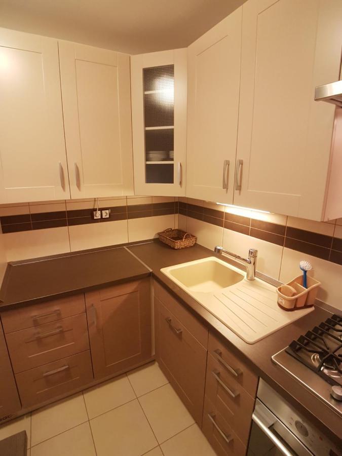 Dorci Apartman Кестели Екстериор снимка